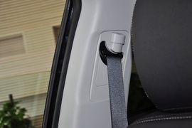 2013款广汽三菱新劲炫2.0L自动四驱旗舰版