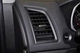 2013款广汽三菱新劲炫2.0L自动四驱旗舰版