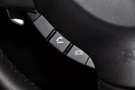 2013款广汽三菱新劲炫2.0L自动四驱旗舰版