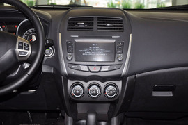 2013款广汽三菱新劲炫2.0L自动四驱旗舰版