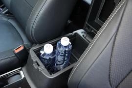 2017款三菱欧蓝德2.0L