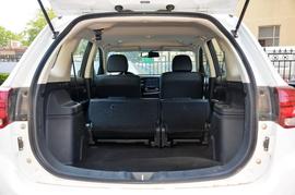 2017款三菱欧蓝德2.0L