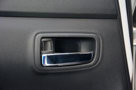 2017款三菱欧蓝德2.0L