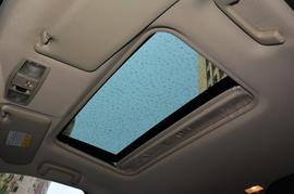 2017款三菱欧蓝德2.0L