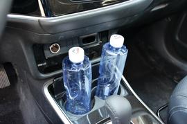 2017款三菱欧蓝德2.0L