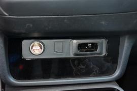 2017款三菱欧蓝德2.0L