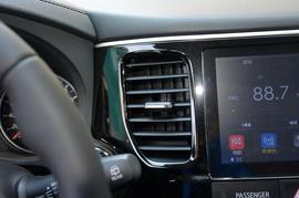 2017款三菱欧蓝德2.0L