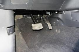 2017款三菱欧蓝德2.0L