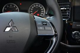 2017款三菱欧蓝德2.0L