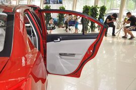 2012款长安悦翔V3