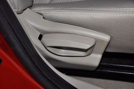 2012款长安悦翔V3