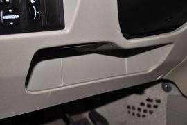 2012款长安悦翔V3