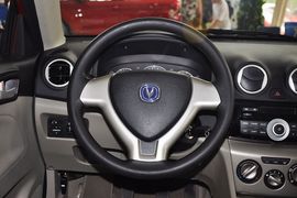 2012款长安悦翔V3