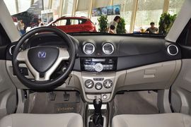 2012款长安悦翔V3