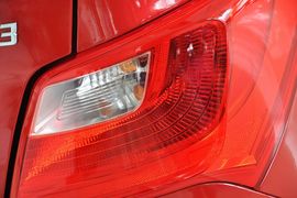 2012款长安悦翔V3
