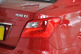 2012款长安悦翔V3