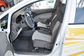 2010款雪佛兰赛欧两厢1.2L手动理想版
