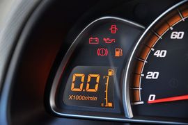 2010款雪佛兰赛欧两厢1.2L手动理想版