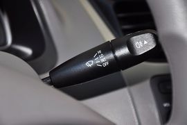 2010款雪佛兰赛欧两厢1.2L手动理想版