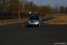 2008款奔驰GLK300试驾