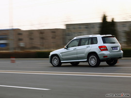 2008款奔驰GLK300试驾