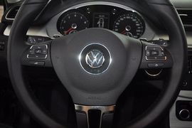 2013款大众迈腾1.8TSI领先型
