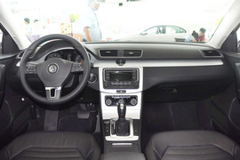 2013款大众迈腾1.8TSI领先型