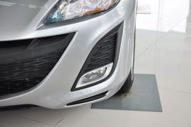 2013款马自达3星骋1.6L自动精英型