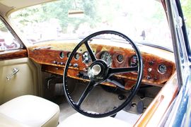 2013款宾利欧陆GT3与英国女王坐骑图解