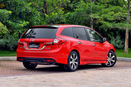 2013款东风本田杰德1.8L自动试驾实拍