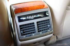 2008款别克君越混和动力车试驾