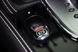 2013款宾利飞驰6.0T