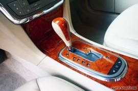 2008款别克君越混和动力车试驾