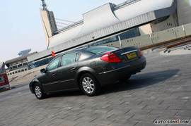 2008款别克君越混和动力车试驾