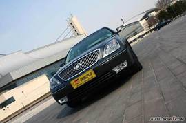 2008款别克君越混和动力车试驾