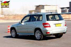 2008款奔驰GLK300试驾