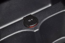 2013款大众捷达1.6L手动时尚型