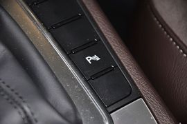 2012款大众迈腾旅行轿车2.0TSI舒适版