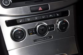 2012款大众迈腾旅行轿车2.0TSI舒适版