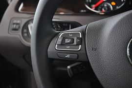 2012款大众迈腾旅行轿车2.0TSI舒适版