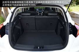 试驾2013款长安致尚XT