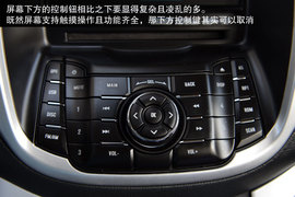 试驾2013款长安致尚XT