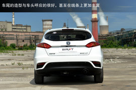 试驾2013款长安致尚XT