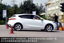 试驾2013款长安致尚XT