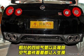 日产GT-R到店图解