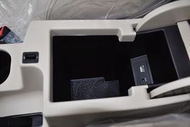 2013款奇瑞艾瑞泽7