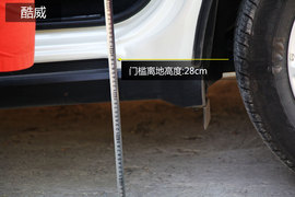 2012款丰田汉兰达对比道奇酷威