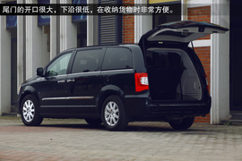 2013款克莱斯勒大捷龙试驾