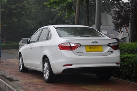 奇瑞艾瑞泽7新车图解