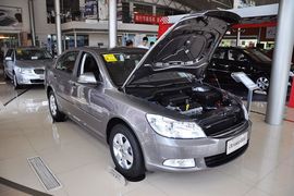 2013款斯柯达明锐1.6L手自一体逸杰版